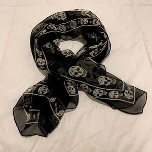 Alexander McQueen Skull Silk Scarf - Like New